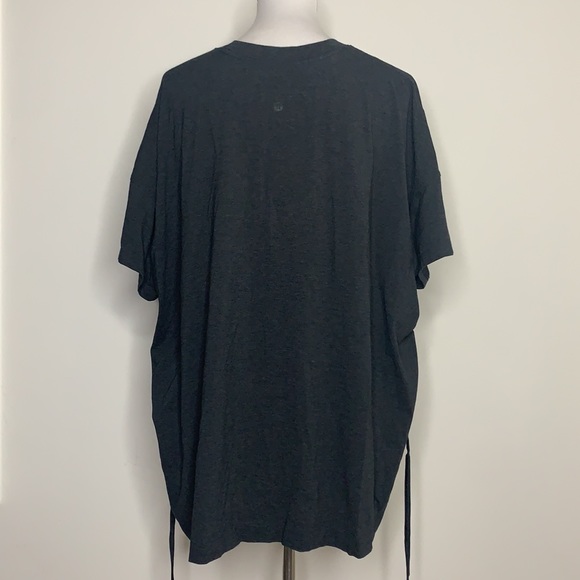 LULULEMON Heathered Black Side Tie V-Neck T-Shirt 10 - Picture 11 of 12